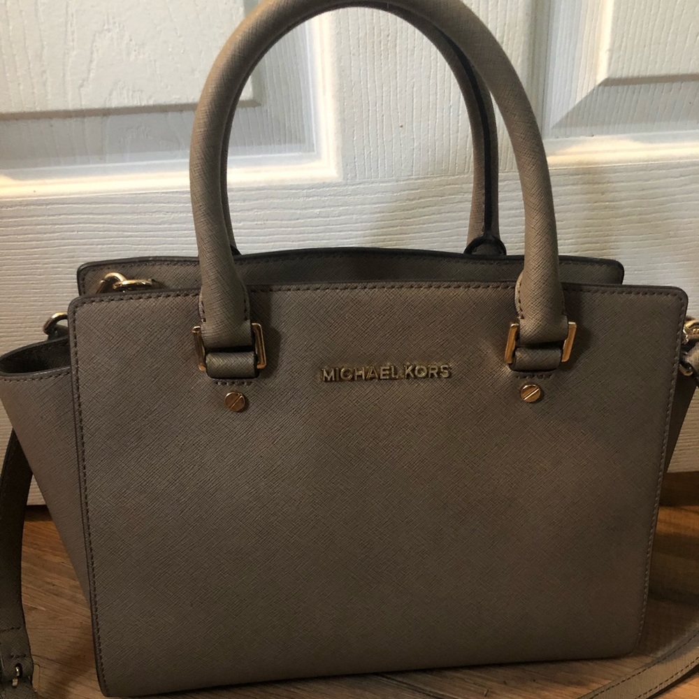 Michael kors purse